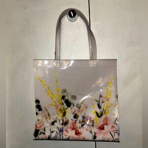 The Ted Baker Albacon Elegant Large Icon Tote